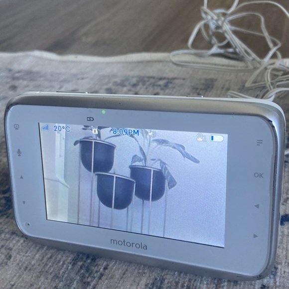 Motorola Double Baby Monitor - Picture 2 of 5